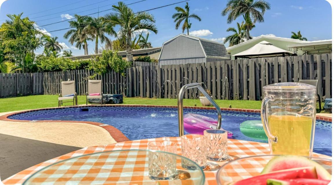 Amazing Home W Heated Pool 8 Mins To The Beach Lighthouse Point المظهر الخارجي الصورة