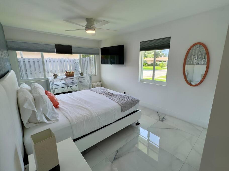 Amazing Home W Heated Pool 8 Mins To The Beach Lighthouse Point المظهر الخارجي الصورة